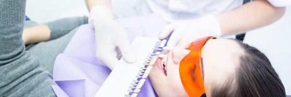 Zubní náhrady a protetika